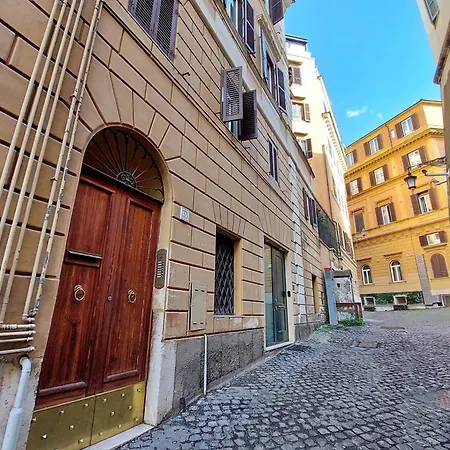 Charming Loft With Terrace At The Quirinale