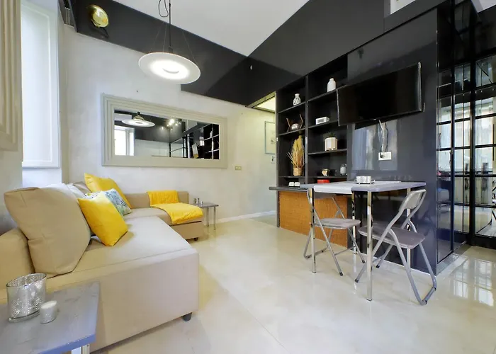 Charming Loft With Terrace At The Quirinale Апартаменты *