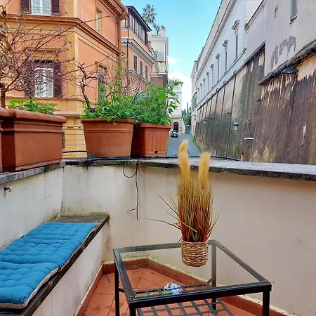 Charming Loft With Terrace At The Quirinale *